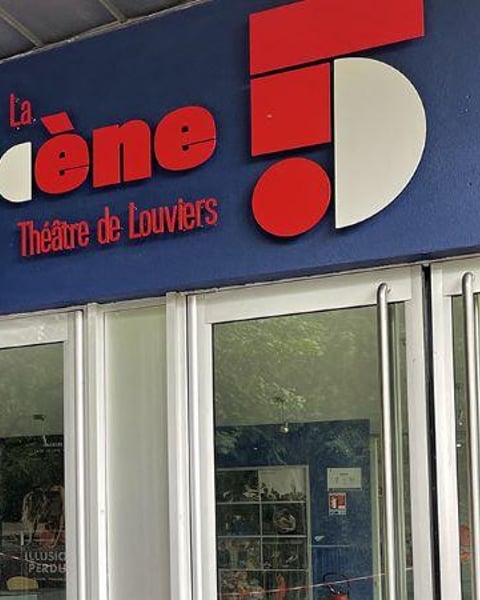 La Scène 5