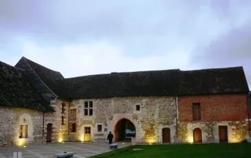Visite guidée : immersion historique au cœur de la maladrerie
