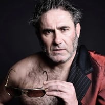 Non solum, Sergi López