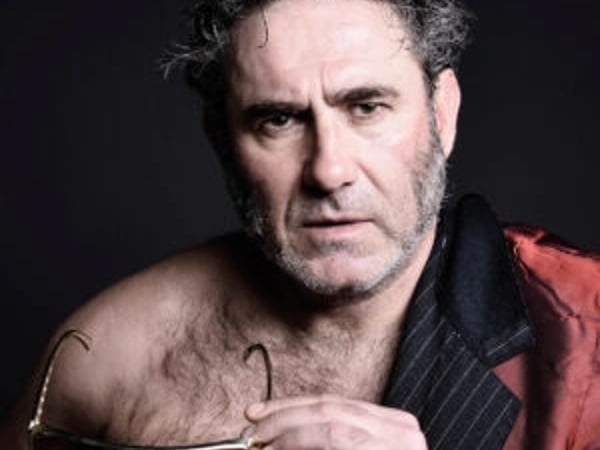 Non solum, Sergi López